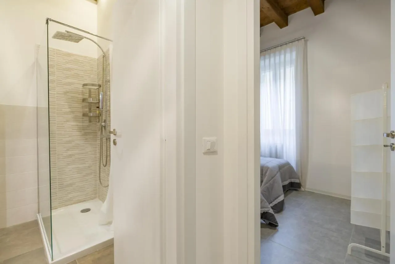 Apartment Appartamento Al Castello Verona Italy